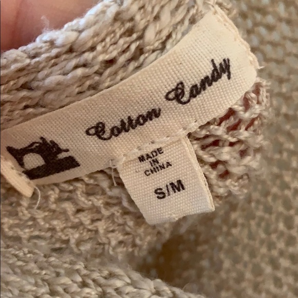 Super cute, easy going spring sweater - Picture 5 of 8